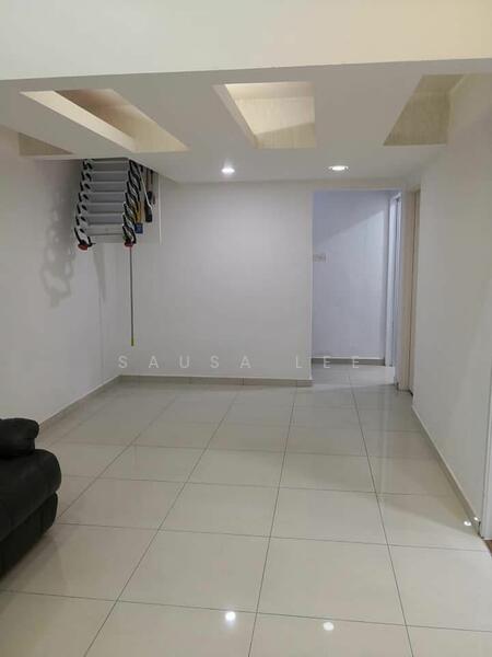 Untuk Dijual - 1.5-storey Terraced House at Taman Molek