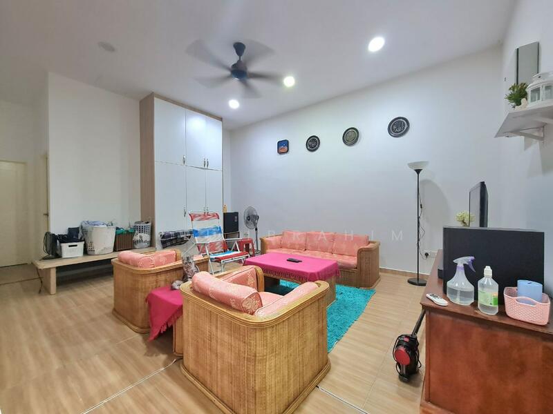 Untuk Dijual - Taman Keramat (AU2)