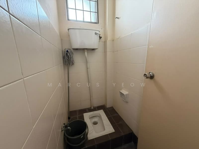 Shop / Office for Rent in Seremban 2 (Seremban) - Marcus Yeow - Bathroom - PropertyGuru.com.my
