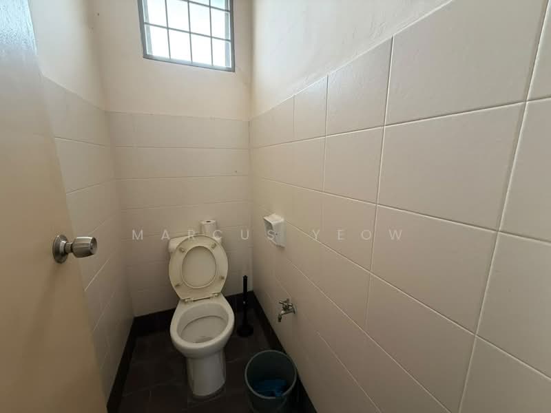 Shop / Office for Rent in Seremban 2 (Seremban) - Marcus Yeow - Bathroom - PropertyGuru.com.my