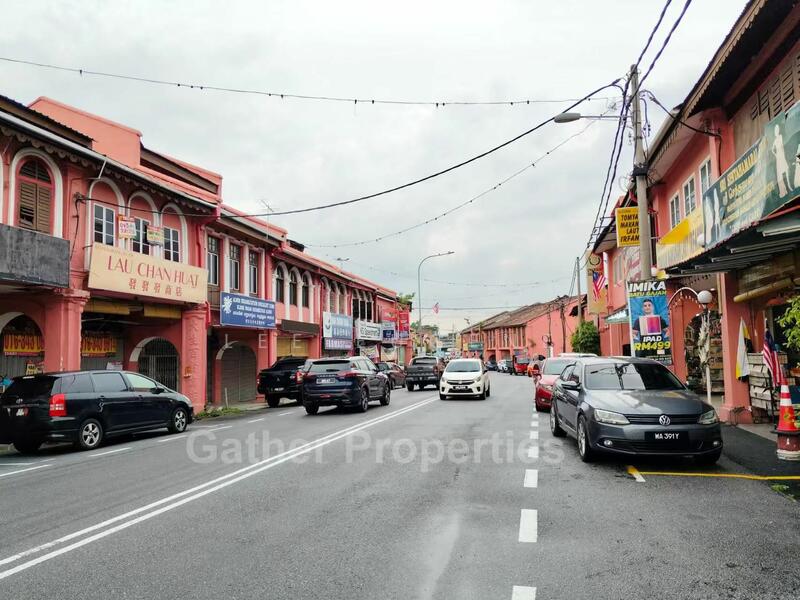 Untuk Dijual - Batu gajah