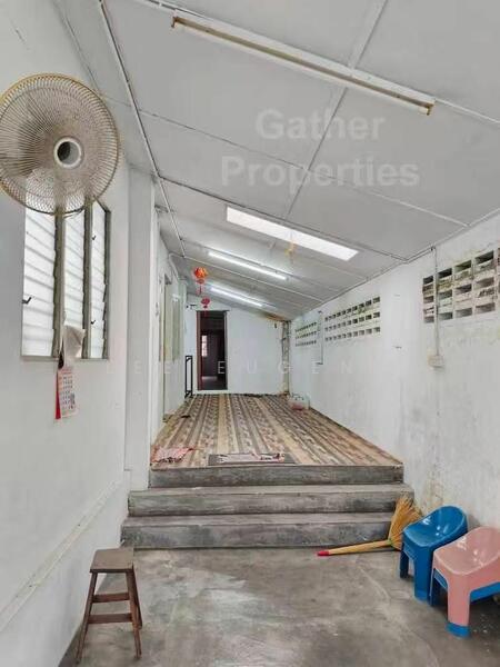 Untuk Dijual - Batu gajah