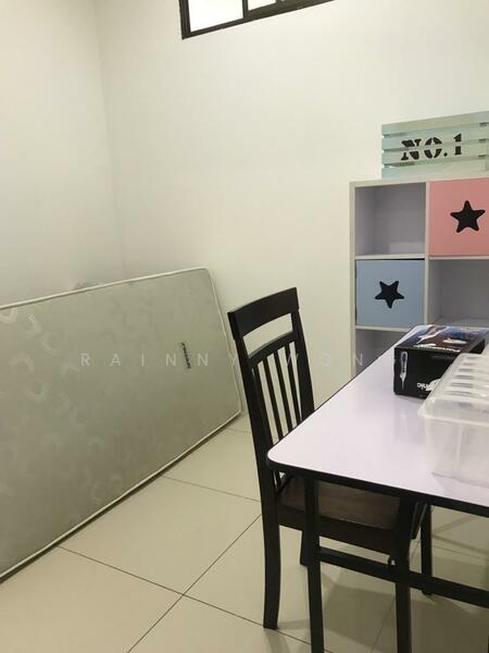 Untuk Disewa - Logan Residency (Logan Mansion)