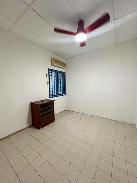 For Sale - Taman Putri Kulai, Single Storey Terrace House Corner Lot for Sale