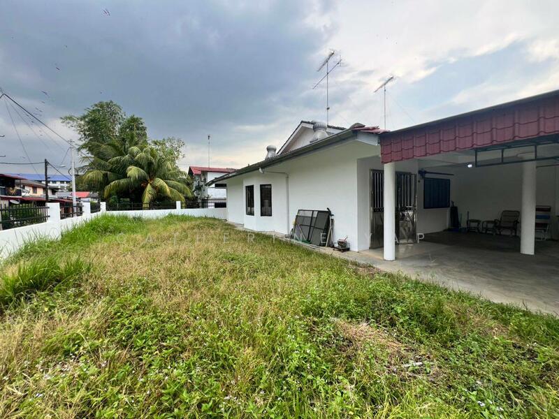 For Sale - Taman Putri Kulai, Single Storey Terrace House Corner Lot for Sale