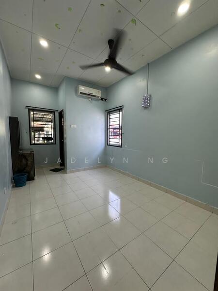 Untuk Disewa - Kulai Kulai Kulais