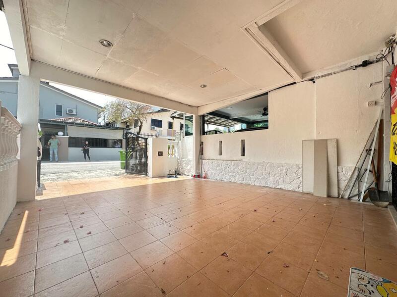 Untuk Dijual - FREEHOLD 2 Storey Terrace Taman Sri Rampai Setapak Newly Refurbished