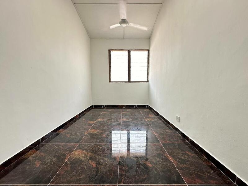 Untuk Dijual - FREEHOLD 2 Storey Terrace Taman Sri Rampai Setapak Newly Refurbished