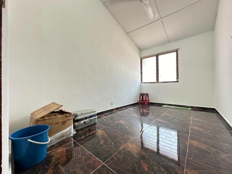 Untuk Dijual - FREEHOLD 2 Storey Terrace Taman Sri Rampai Setapak Newly Refurbished