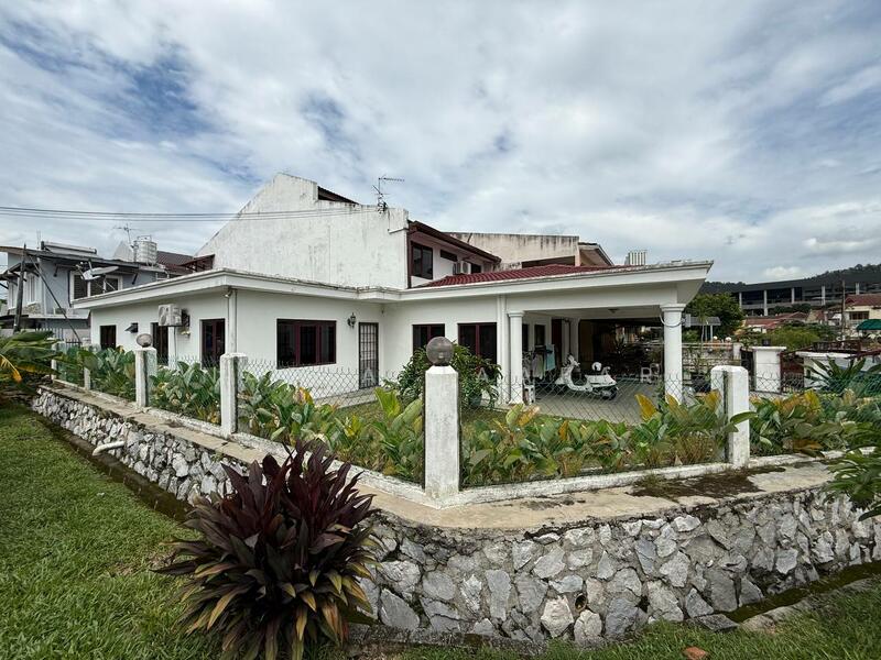 For Sale - CORNER LOT 2 Storey Terrace Keramat AU2 Taman Sri Keramat