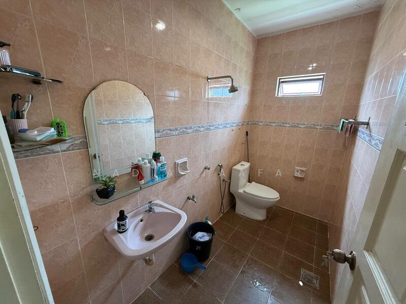 For Sale - CORNER LOT 2 Storey Terrace Keramat AU2 Taman Sri Keramat