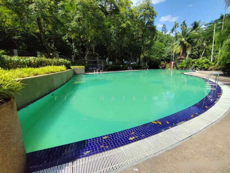 Untuk Dijual - Emerald Hill Condominium