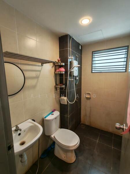 For Sale - Simfoni Perdana & Irama Perdana @ LBS Alam Perdana