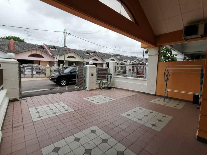 Untuk Disewa - Taman Molek Taman Molek Molek Taman Molek Taman Molek Molek Taman Molek