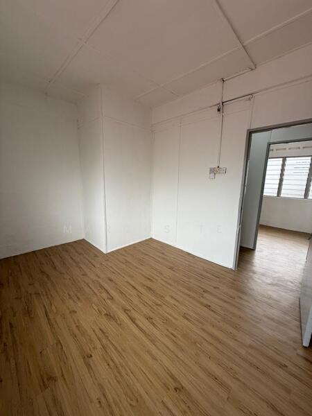 For Sale - Kluang Kluangs