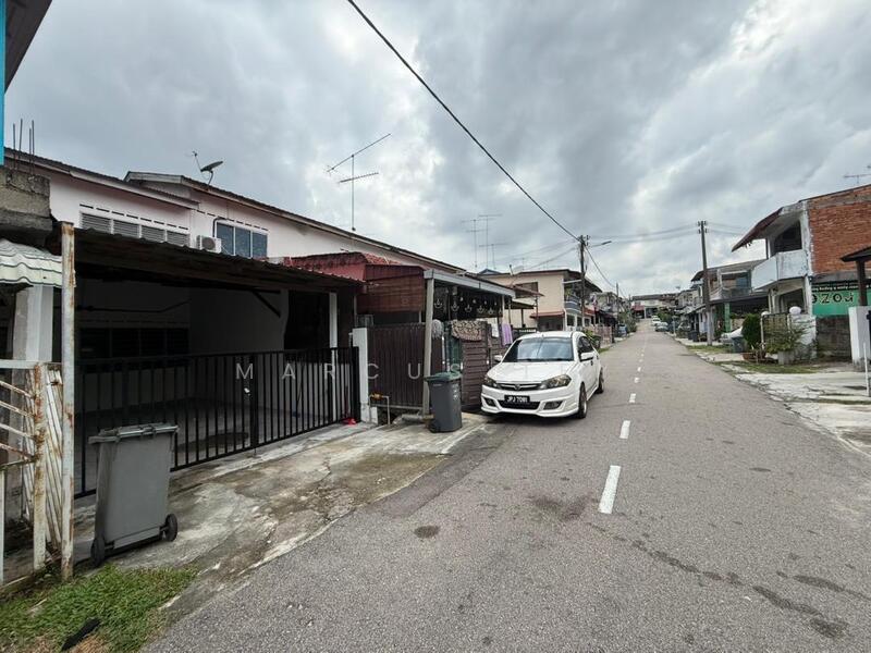 For Sale - Taman Intan Kluang