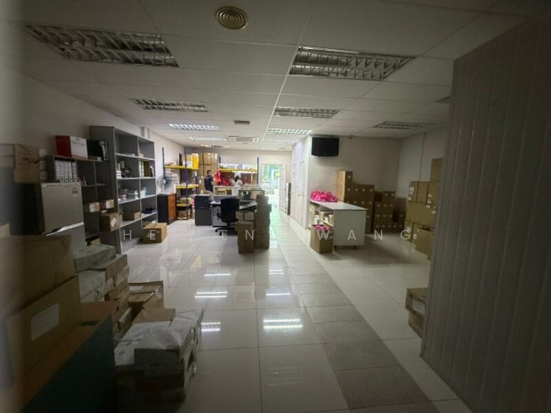 Untuk Dijual - Empire Klang @ Galeri Empire, Taman Eng Ann 5-Storey Shop Office with Private Lift for Sale
