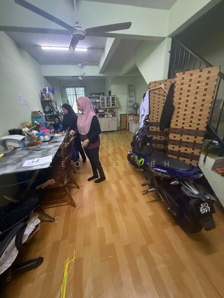 Untuk Dijual - Jalan Seri Berkat , Taman Seri Berkat, Batu Pahat