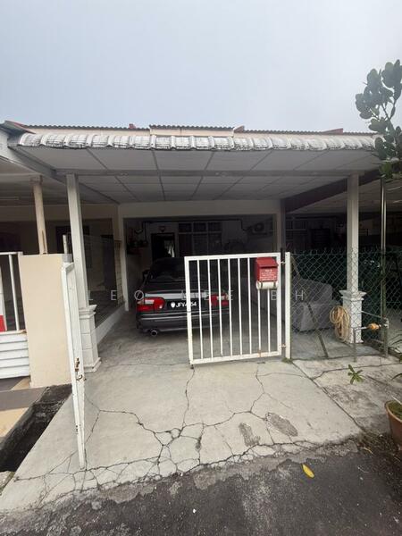 Untuk Dijual - Jalan Seri Berkat , Taman Seri Berkat, Batu Pahat