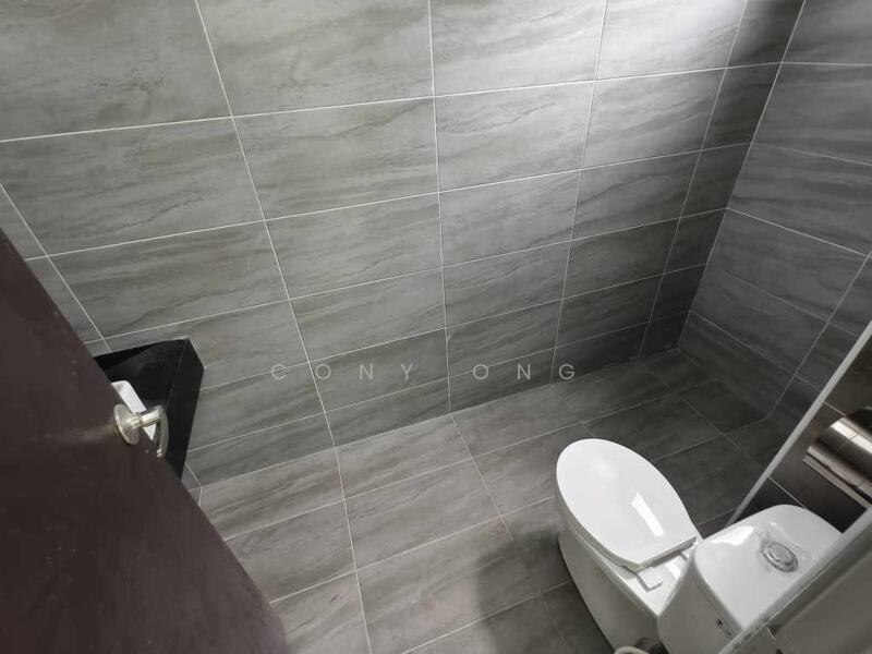 Untuk Dijual - Mutiara Rini,Mutiara Bestari 3,Jalan Mutiara Bestari,3 storey cluster house