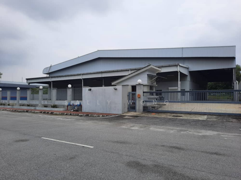 For Rent - Semenyih, Bandar Rinching Semi-Detached factory with 32,000sf For Rent