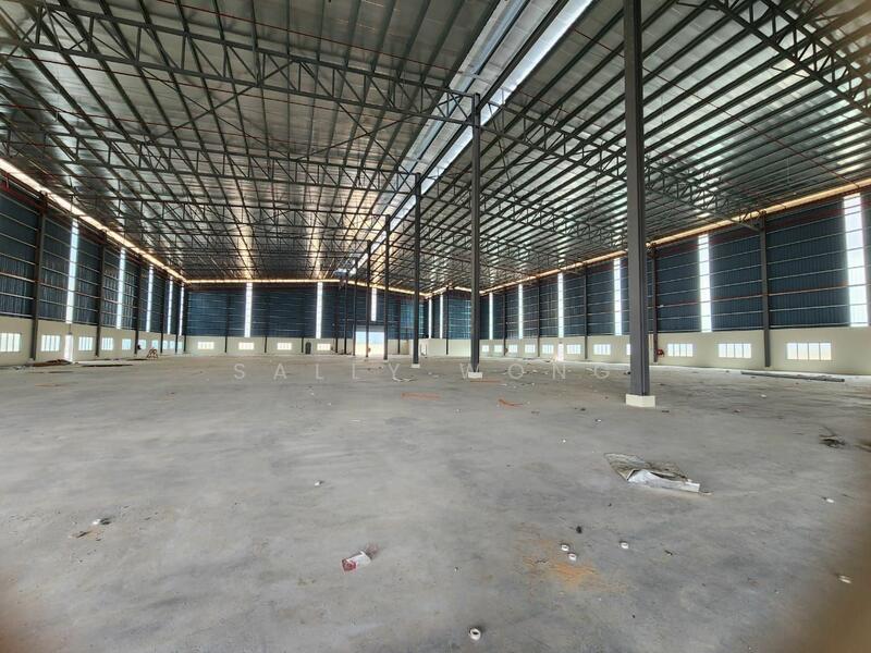 For Rent - Semenyih, Bandar Rinching Semi-Detached factory with 32,000sf For Rent