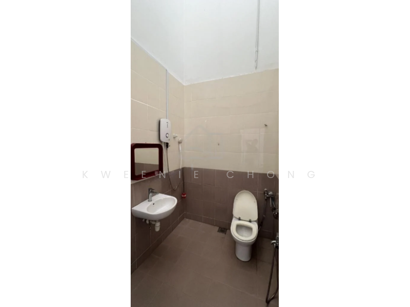 Untuk Disewa - Kuchai Lama