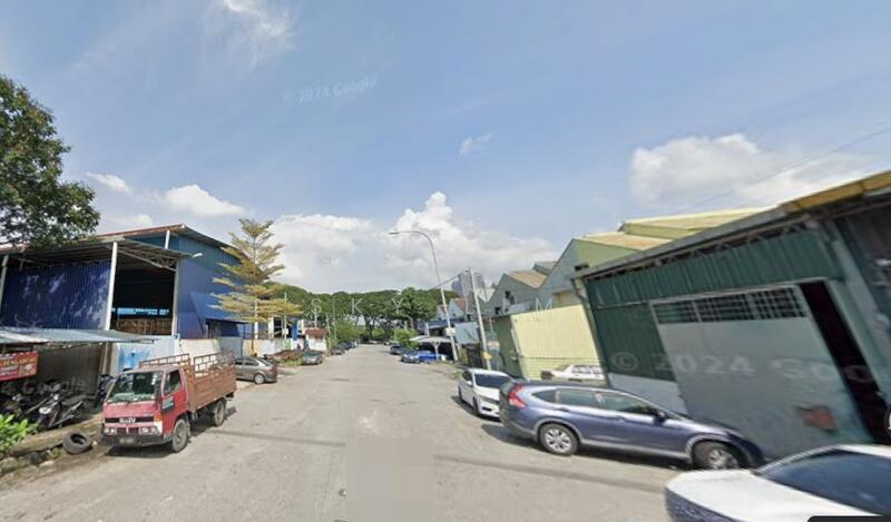 Untuk Dijual - Spring Industrial Park @ 1.5 Storey Factory (Endlot)For Sale