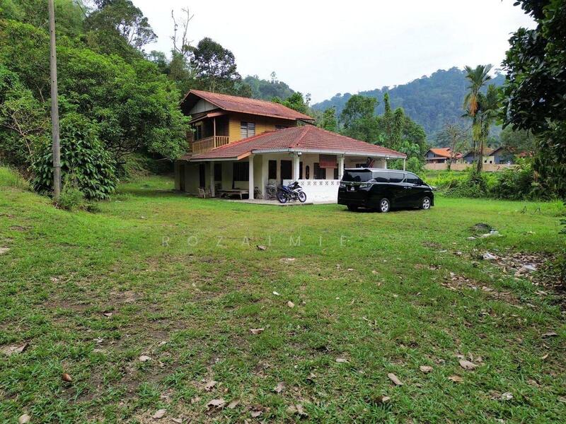 Untuk Dijual - [4 ekar] Tanah Sg Lui Batu 25 Hulu langat