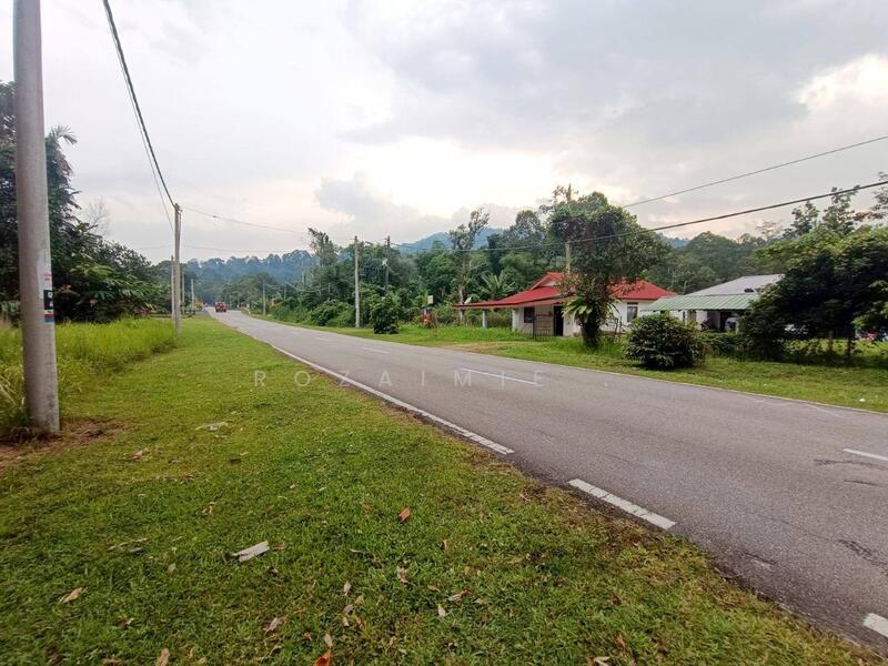 Untuk Dijual - [4 ekar] Tanah Sg Lui Batu 25 Hulu langat