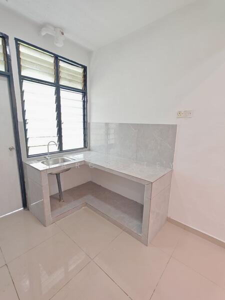 Untuk Dijual - Pontian Flat Taman Sri Api-api