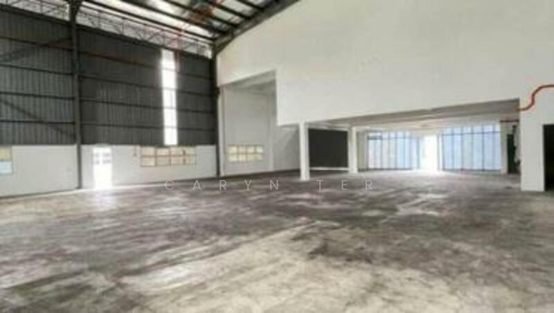 Untuk Disewa - Apex Bizhub Industrial Park 1.5 Storey Semi-D with 2-Storey Office