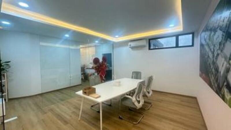 Untuk Dijual - The Lakefront @ SouthKey - Shop Offices