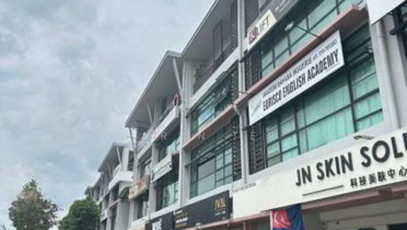 Untuk Dijual - The Lakefront @ SouthKey - Shop Offices