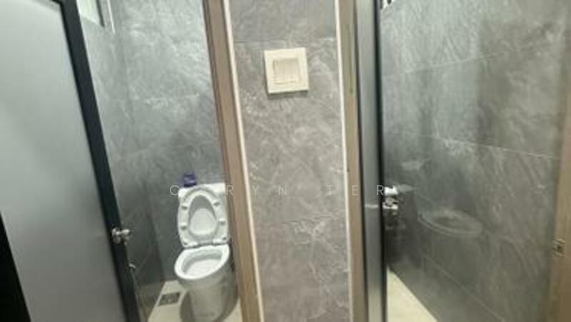 Untuk Dijual - The Lakefront @ SouthKey - Shop Offices