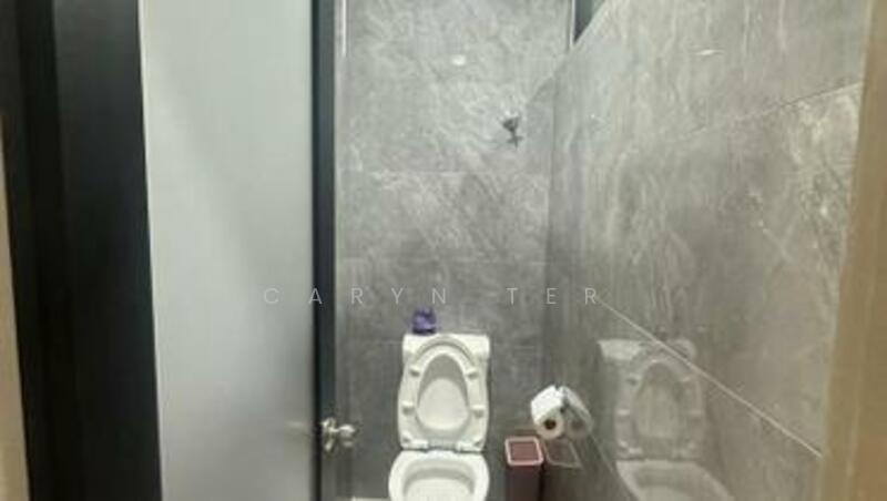 Untuk Dijual - The Lakefront @ SouthKey - Shop Offices