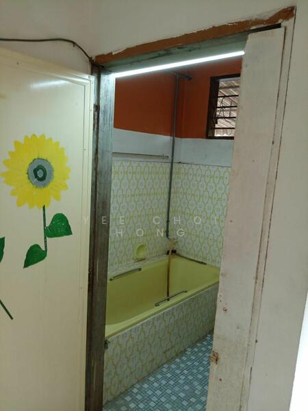 For Sale - Semi-Detached House at Kampung Padang