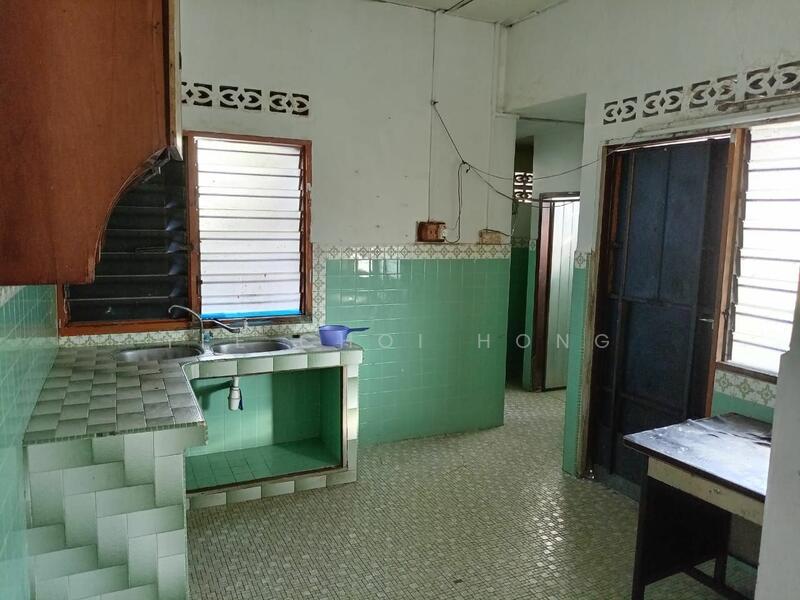 For Sale - Semi-Detached House at Kampung Padang