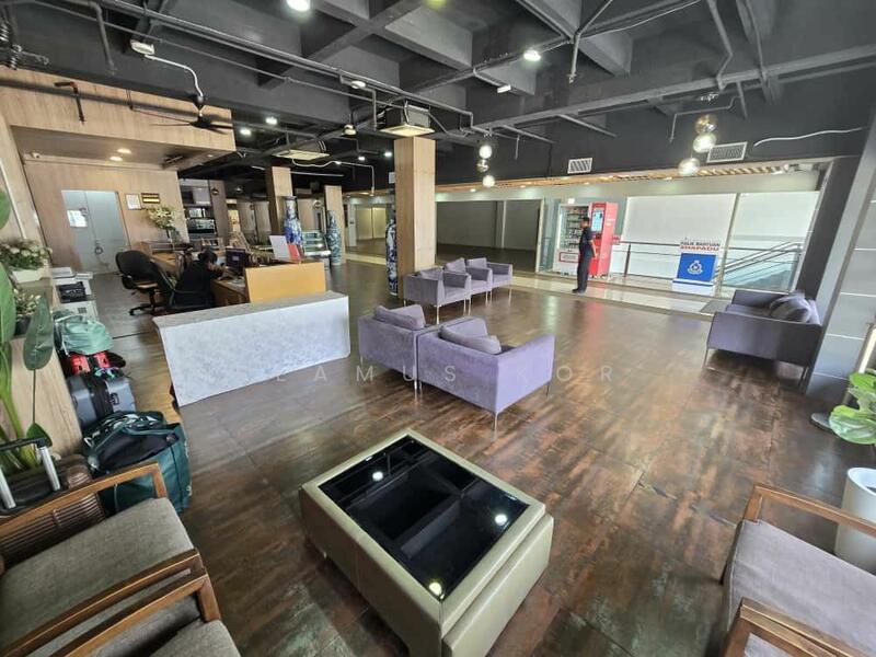 For Rent - ⭐ Connected with Mall & 3 Star Hotel ⭐ Ground floor & Upper floor Event / Retail Space For Rent ⭐