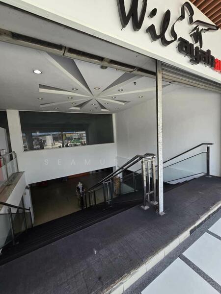 For Rent - ⭐ Connected with Mall & 3 Star Hotel ⭐ Ground floor & Upper floor Event / Retail Space For Rent ⭐