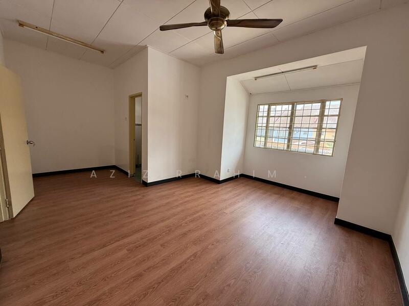 For Sale - Newly Refurbish 2 Storey Terrace Taman Desaria