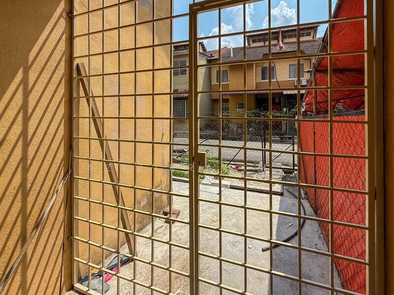 For Sale - Newly Refurbish 2 Storey Terrace Taman Desaria