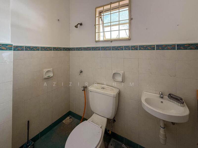 For Sale - Newly Refurbish 2 Storey Terrace Taman Desaria