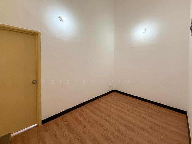 For Sale - Newly Refurbish 2 Storey Terrace Taman Desaria