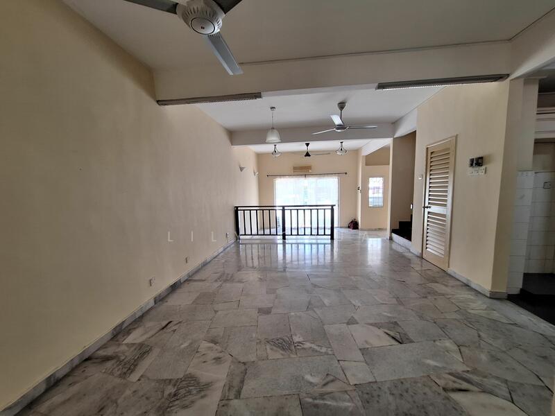 Dining to Living Hall