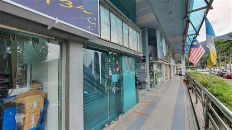 For Rent - New Bob Centre - Ground Floor