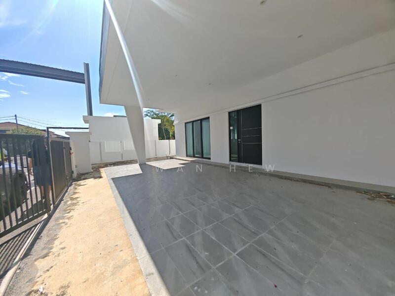 For Sale - Semi-Detached House at Alma