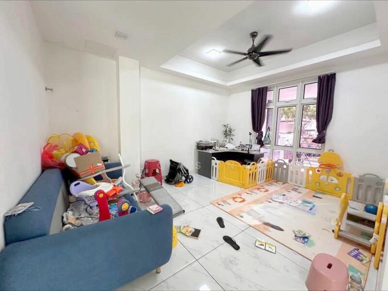 For Sale - Casa idaman