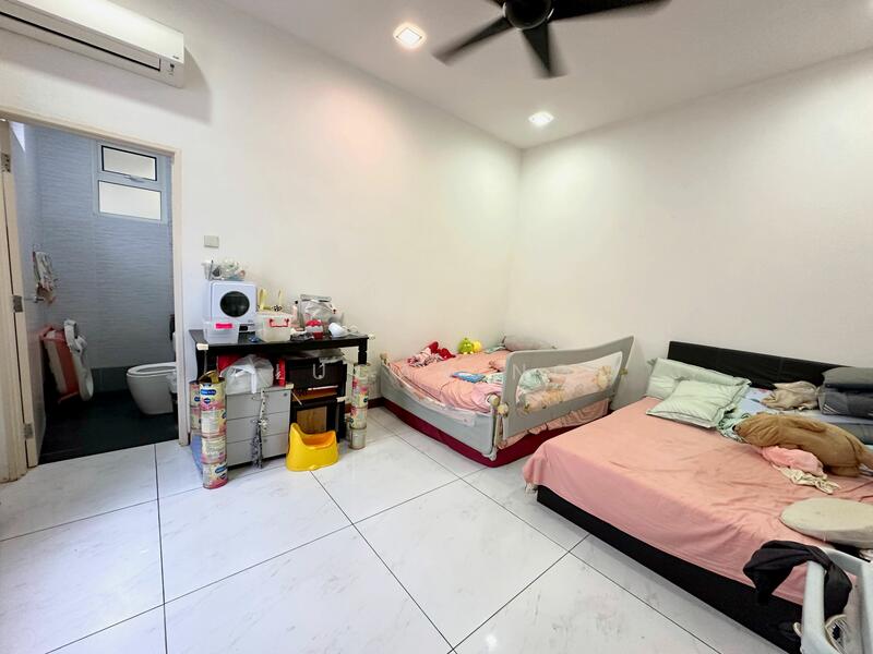 For Sale - Casa idaman