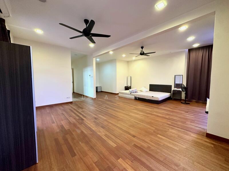 For Sale - Casa idaman